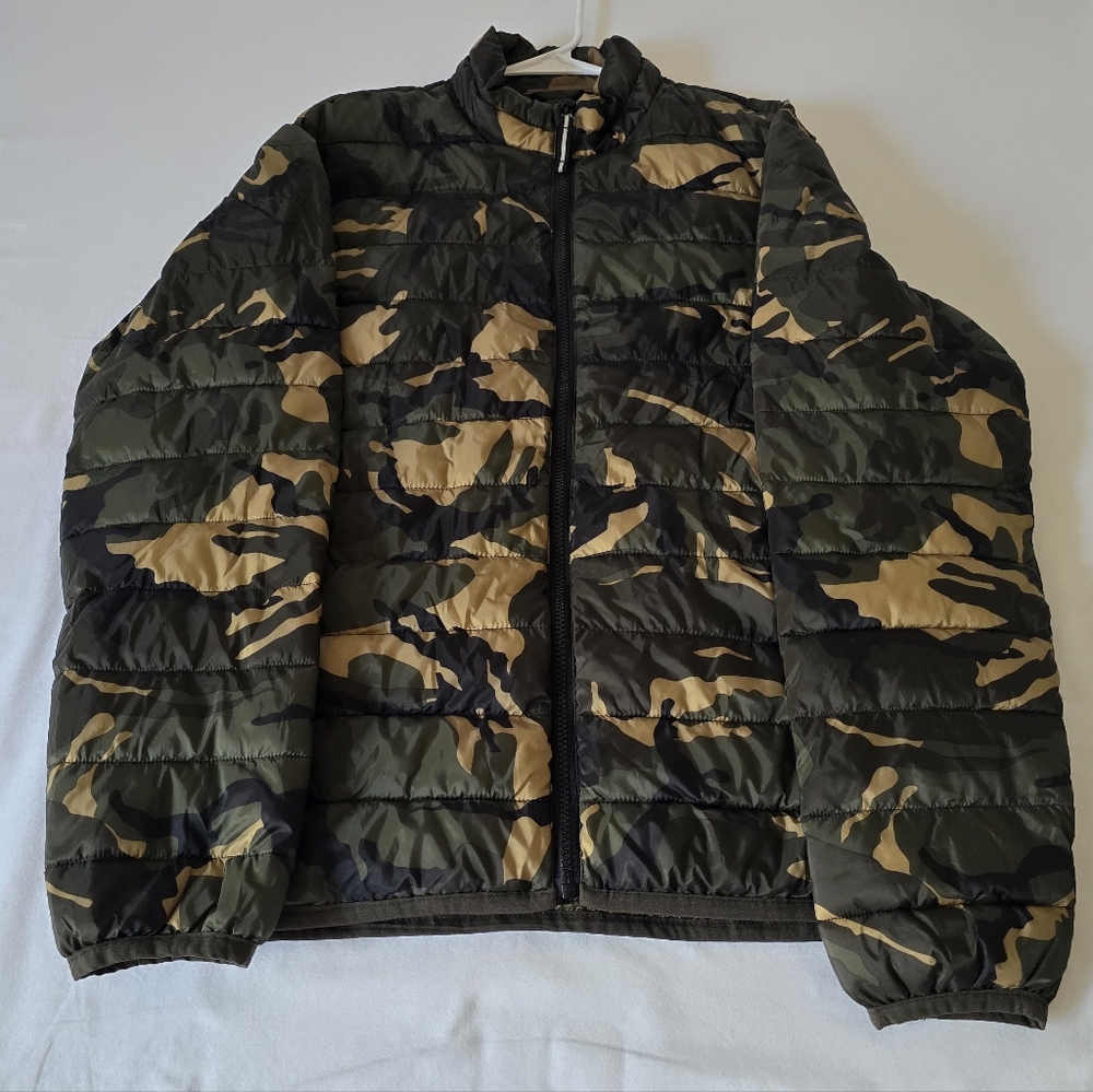 Old Navy Green and Black Camo Jacket